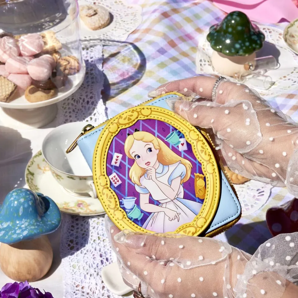 Disney Wallets<Alice In Wonderland Cameo Zip Around Wallet