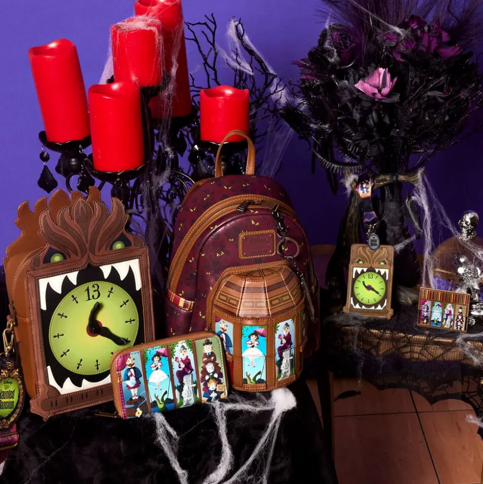 Disney Keychains<Haunted Mansion Grandfather Clock Lenticular Keychain