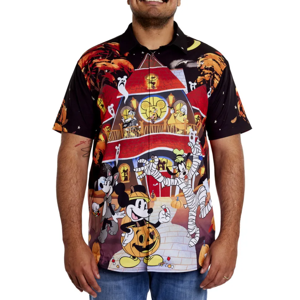 Unisex Disney Tops<Mickey & Friends Haunted House Camp Shirt