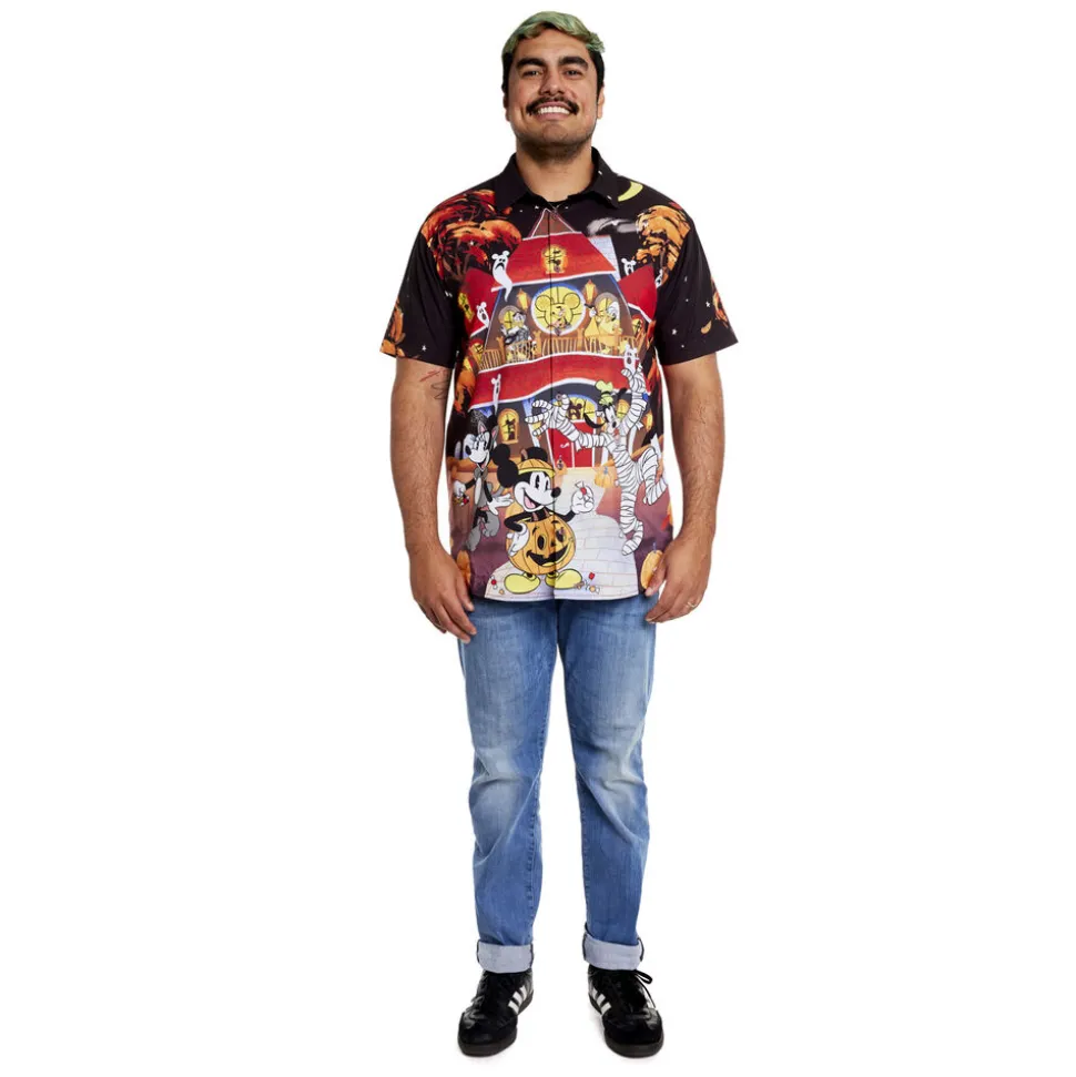Unisex Disney Tops<Mickey & Friends Haunted House Camp Shirt