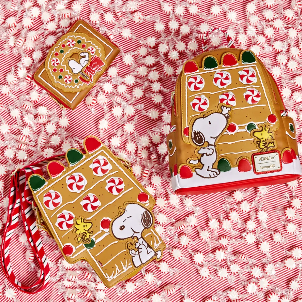 Peanuts Wallets< Snoopy Gingerbread Wreath Scented Zip Around Wallet